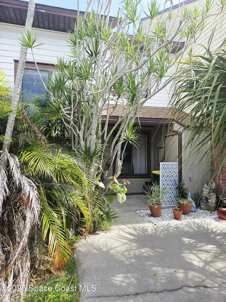 Unit for sale at 310 Sherwood Place, Merritt Island, FL 32953
