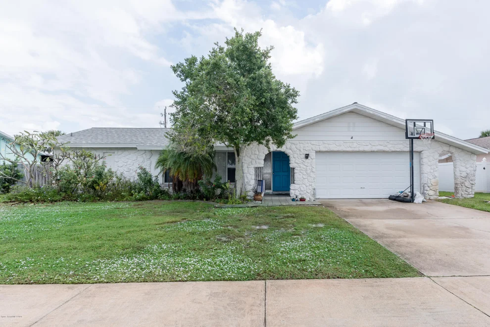 Unit for sale at 1750 Porpoise Street, Merritt Island, FL 32952