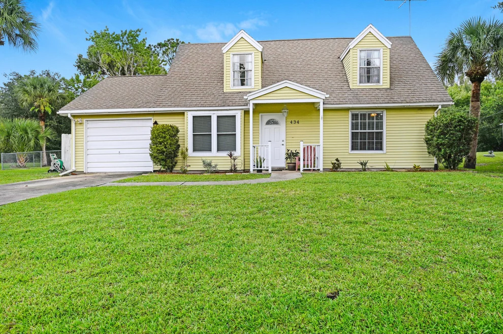 Unit for sale at 434 Avocado Road NW, Palm Bay, FL 32907