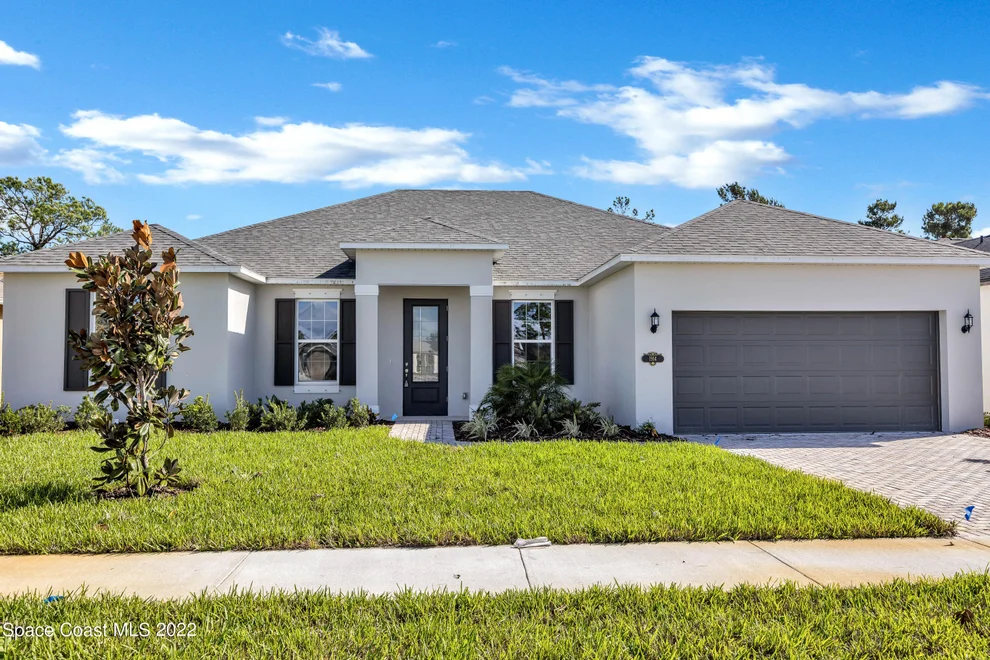 Unit for sale at 1914 Crossbill Drive, Titusville, FL 32796