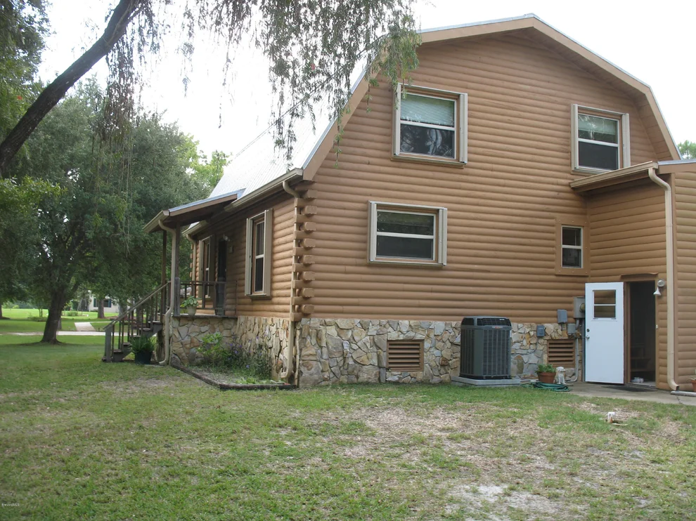 Unit for sale at 1578 NW Henley Road, Palm Bay, FL 32907