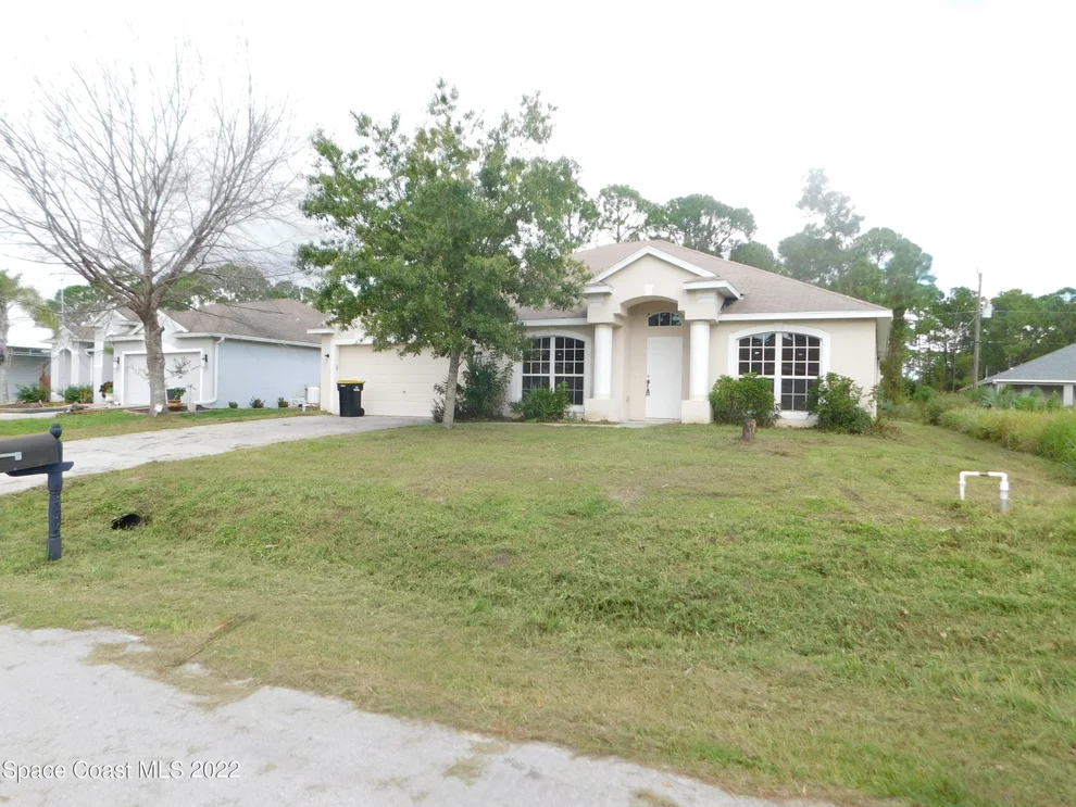Unit for sale at 475 Fredericksburg Street SW, Palm Bay, FL 32908