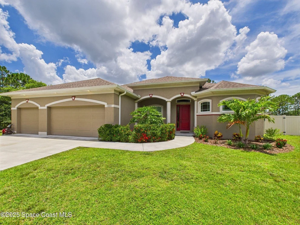 Unit for sale at 1600 Dewey Street SE, Palm Bay, FL 32909