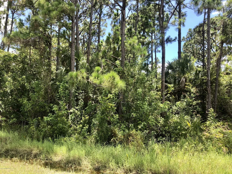 Unit for sale at 500 Thor Avenue SE, Palm Bay, FL 32909