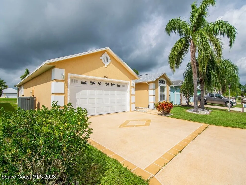 Unit for sale at 6649 Alemendra Street, Fort Pierce, FL 34951