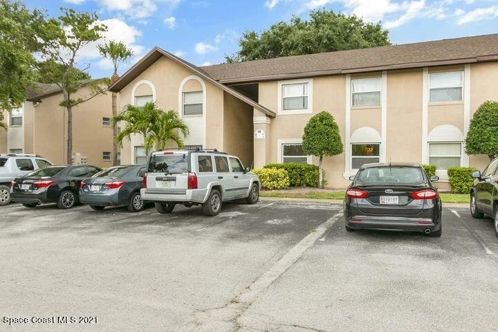 Unit for sale at 120 Summer Place, Merritt Island, FL 32953