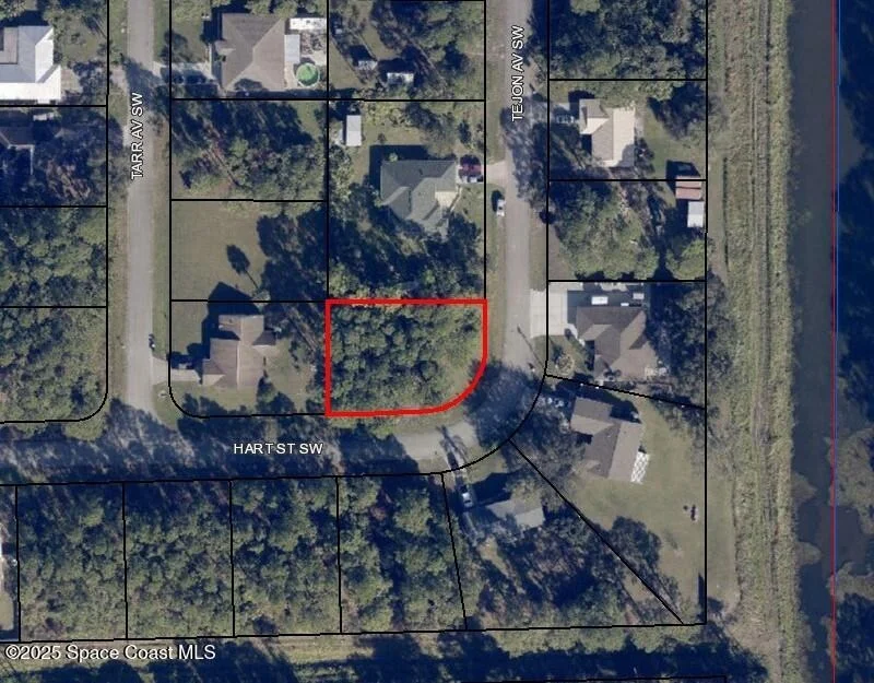 Unit for sale at 884 Tejon (Corner Hart) Avenue SW, Palm Bay, FL 32908