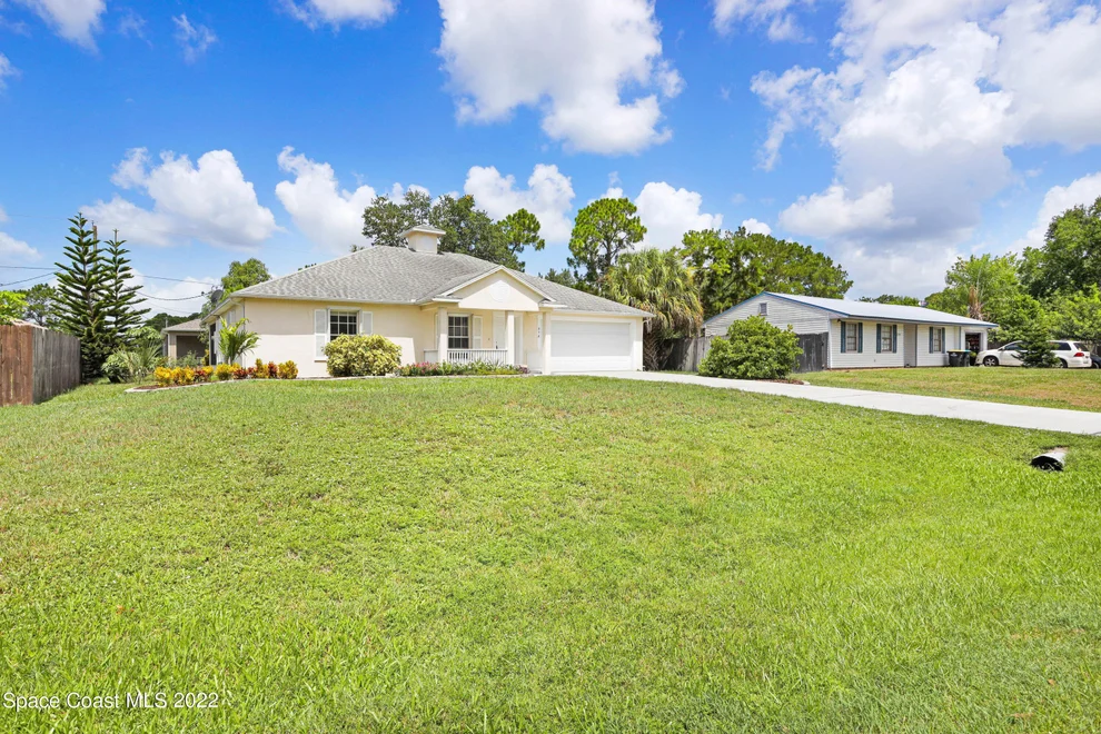 Unit for sale at 656 Trinidad Avenue SE, Palm Bay, FL 32909