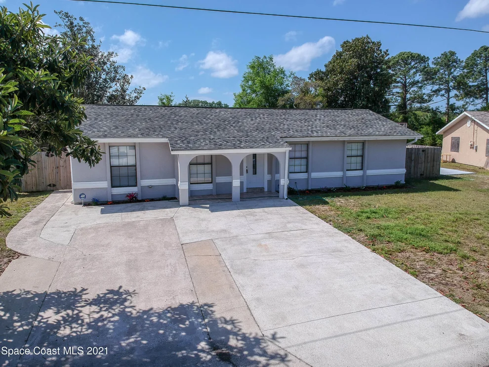 Unit for sale at 4725 Sugartown Street, Cocoa, FL 32927