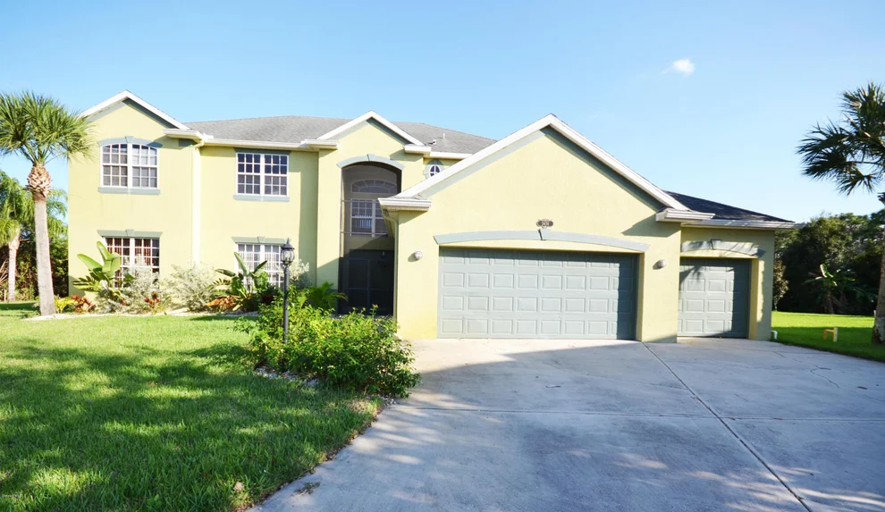 Unit for sale at 3436 Peninsula Circle, Melbourne, FL 32940