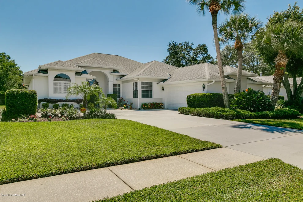 Unit for sale at 684 Sheridan Woods Drive, West Melbourne, FL 32904