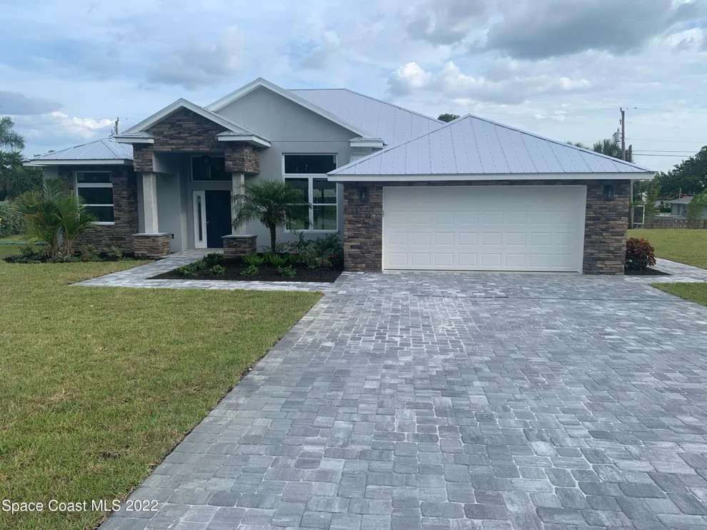 Unit for sale at 985 S Tropical Trail, Merritt Island, FL 32952