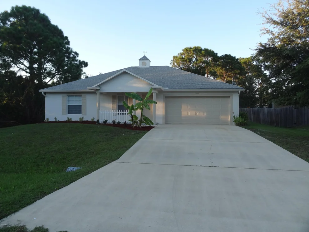 Unit for sale at 583 SE Jewell Street, Palm Bay, FL 32909