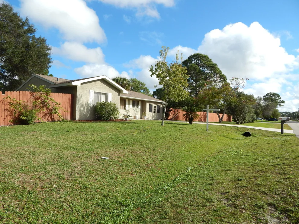 Unit for sale at 447 NW Ontario Street, Palm Bay, FL 32907