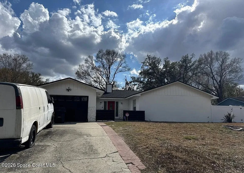 Unit for sale at 2318 Maple Hill Drive, Lakeland, FL 33811