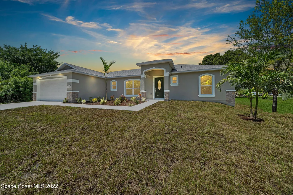 Unit for sale at 650 Rockinghorse Road, Melbourne, FL 32935