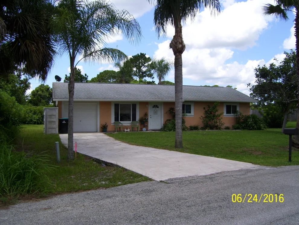 Unit for sale at 1554 Paley Circle SE, Palm Bay, FL 32909