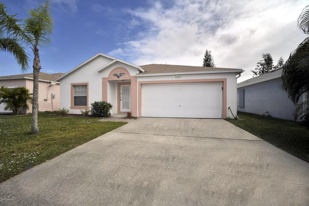 Unit for sale at 4337 Mount Carmel Lane, Melbourne, FL 32901