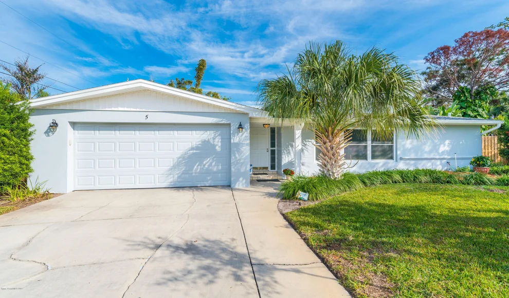 Unit for sale at 5 Oliphant Circle, Indialantic, FL 32903