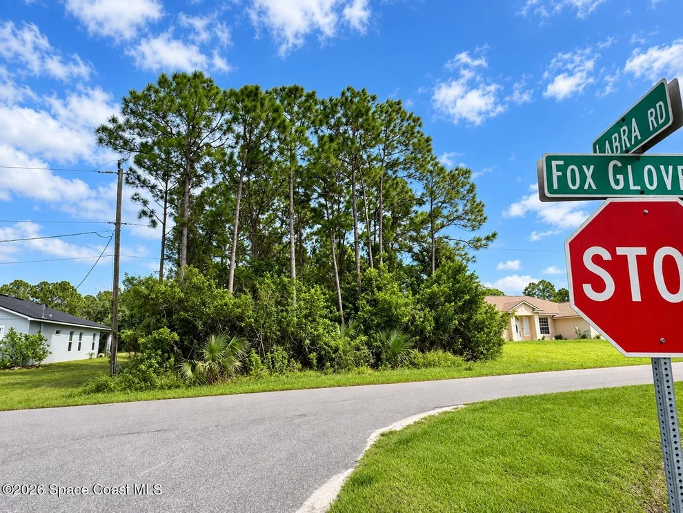 Unit for sale at 2801 Foxglove Avenue SW, Palm Bay, FL 32908