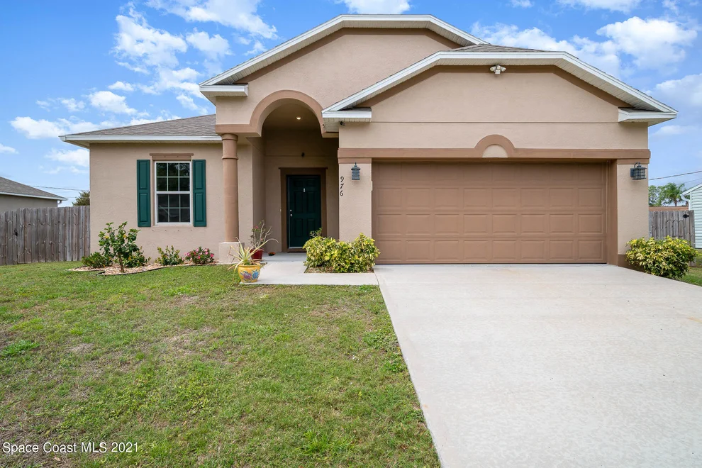 Unit for sale at 976 Dusseldorf Avenue NW, Palm Bay, FL 32907