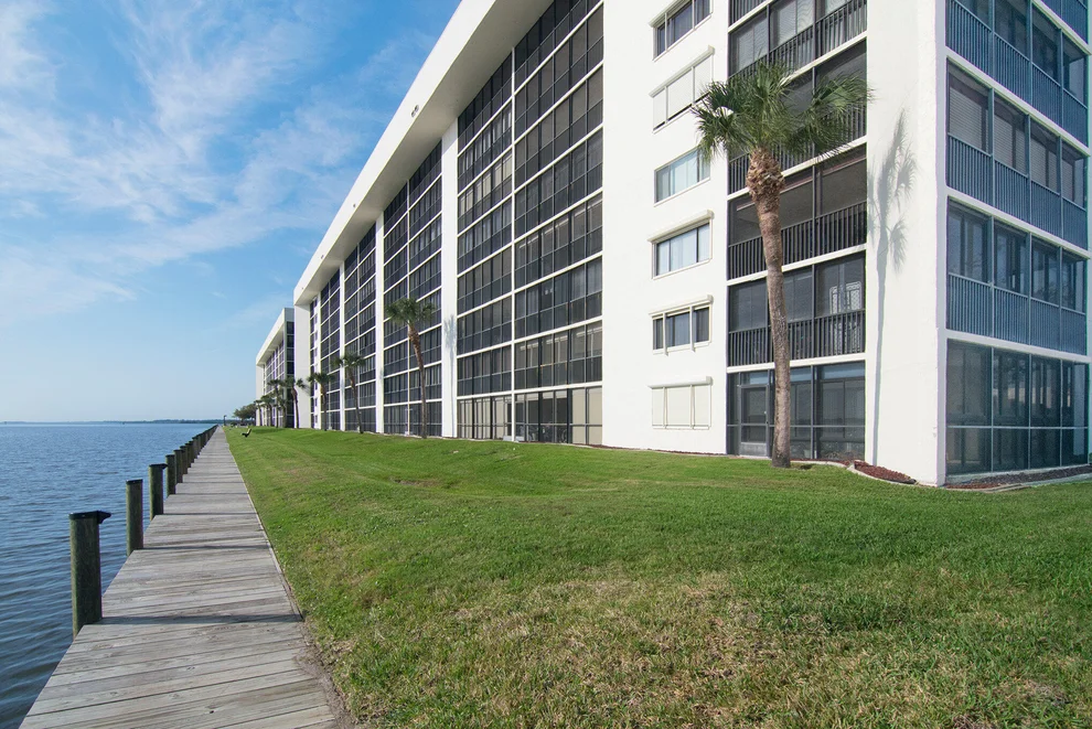 Unit for sale at 200 S Sykes Creek Parkway, Merritt Island, FL 32952