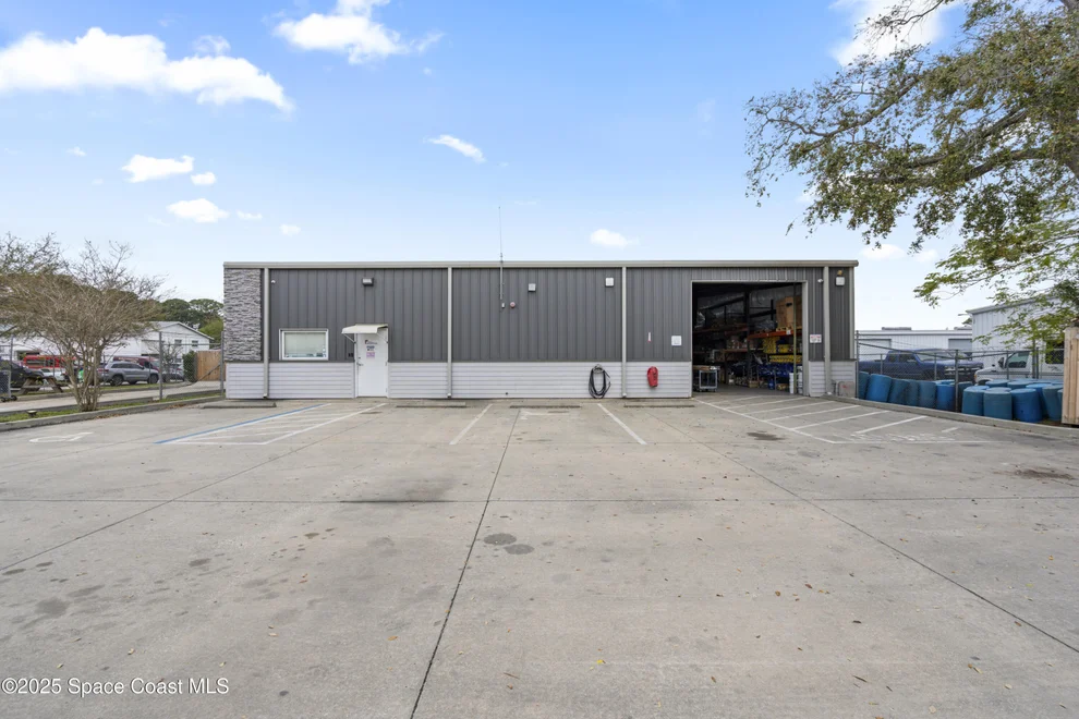 Unit for sale at 7790 Industrial Road, Melbourne, FL 32904