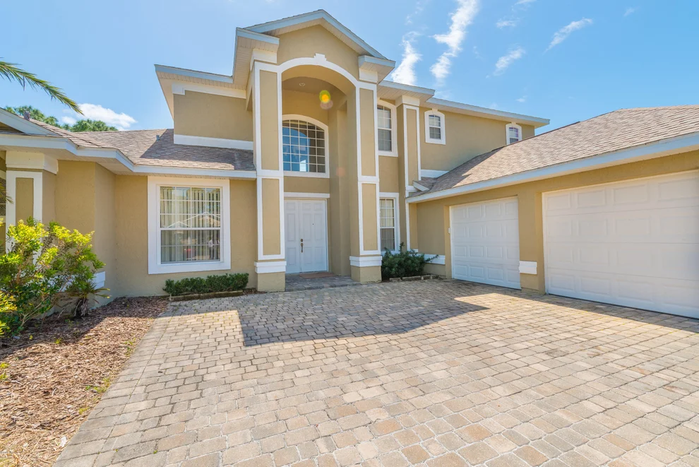 Unit for sale at 117 SE Ridgemont Circle SE, Palm Bay, FL 32909