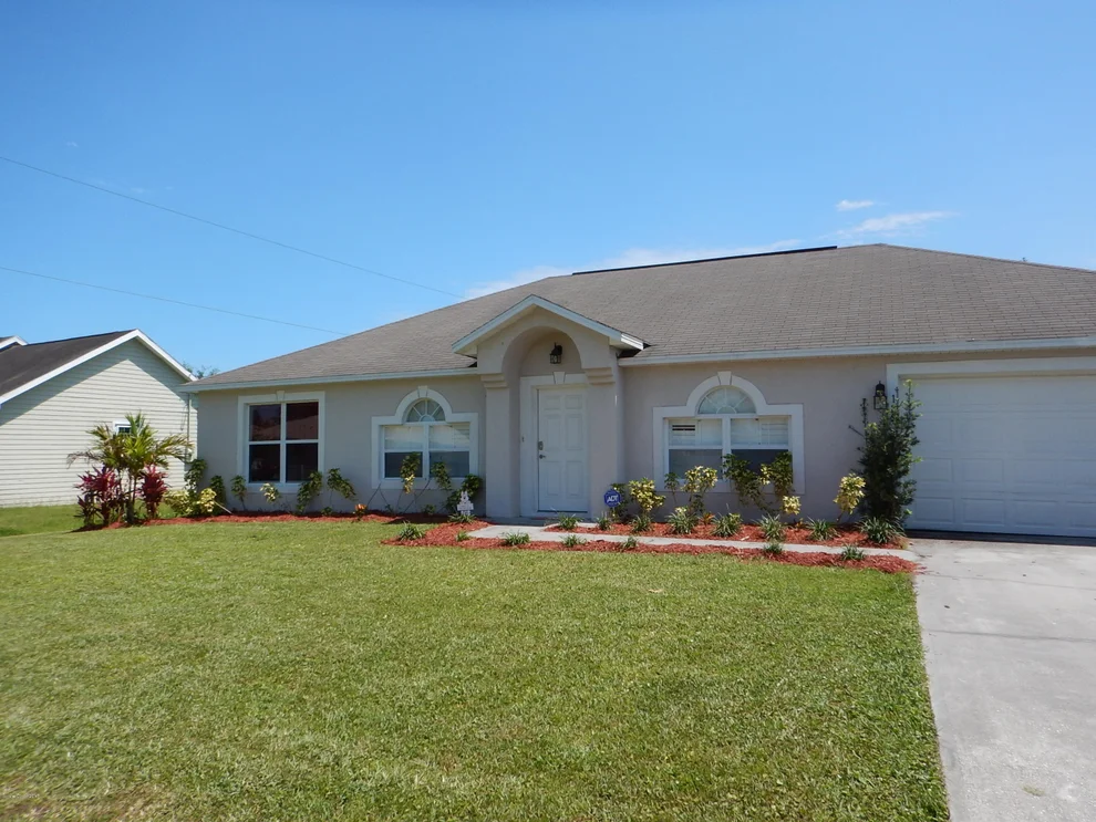 Unit for sale at 185 NW Benchor Road NW, Palm Bay, FL 32907