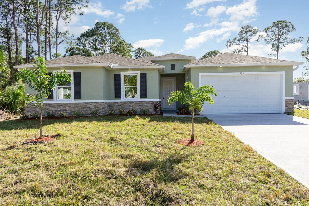Unit for sale at 938 Sareta Street SE, Palm Bay, FL 32909
