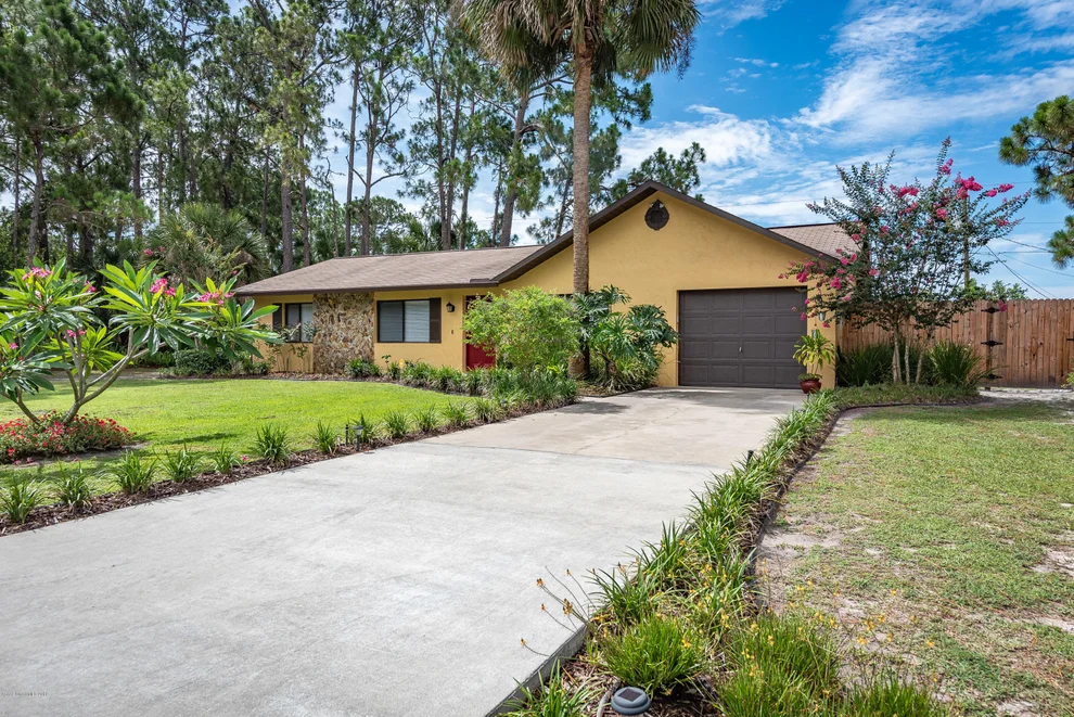 Unit for sale at 770 Avalon Street SE, Palm Bay, FL 32909