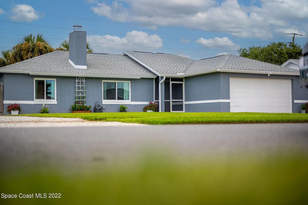 Unit for sale at 2715 Raintree Lake Circle, Merritt Island, FL 32953
