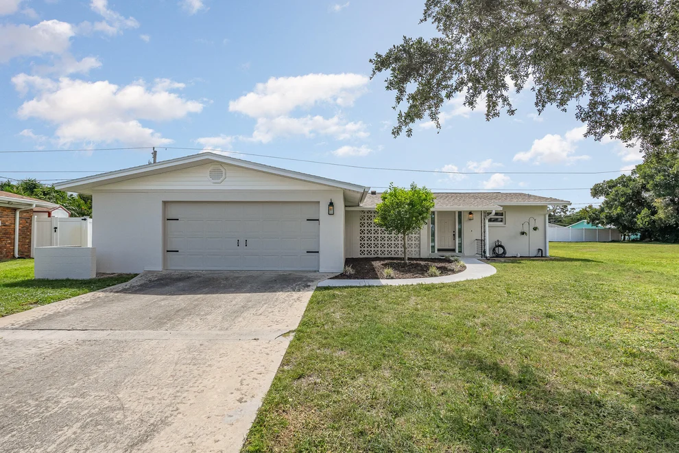 Unit for sale at 550 E Gateway Court, Merritt Island, FL 32952