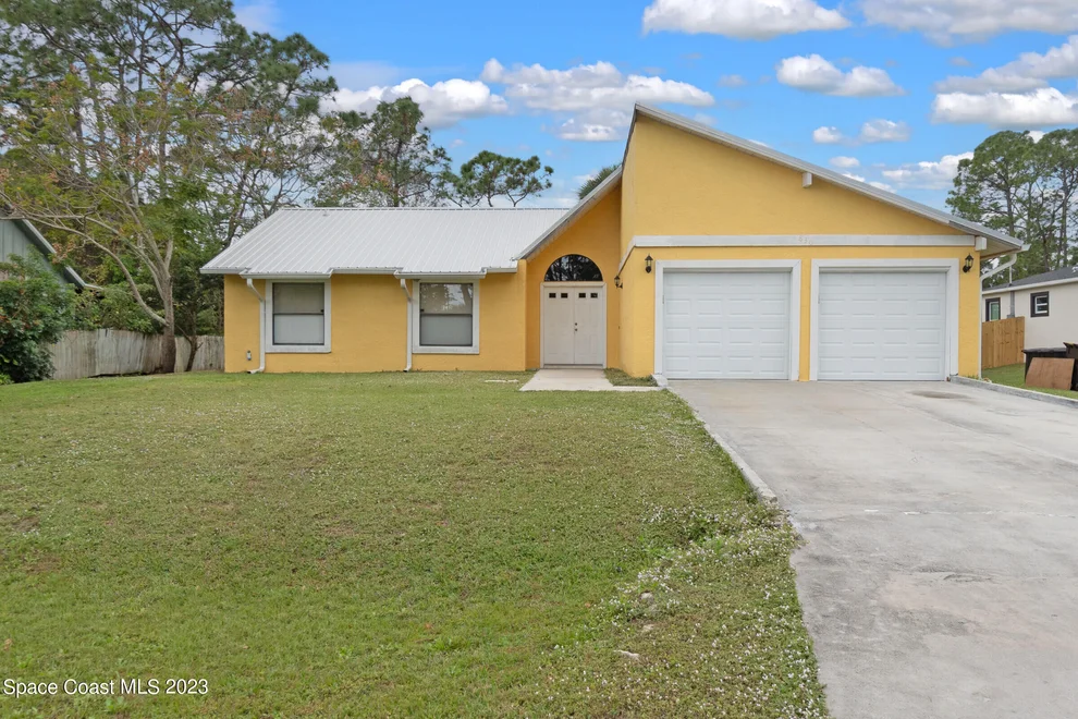 Unit for sale at 830 Garvey Road, Palm Bay, FL 32908