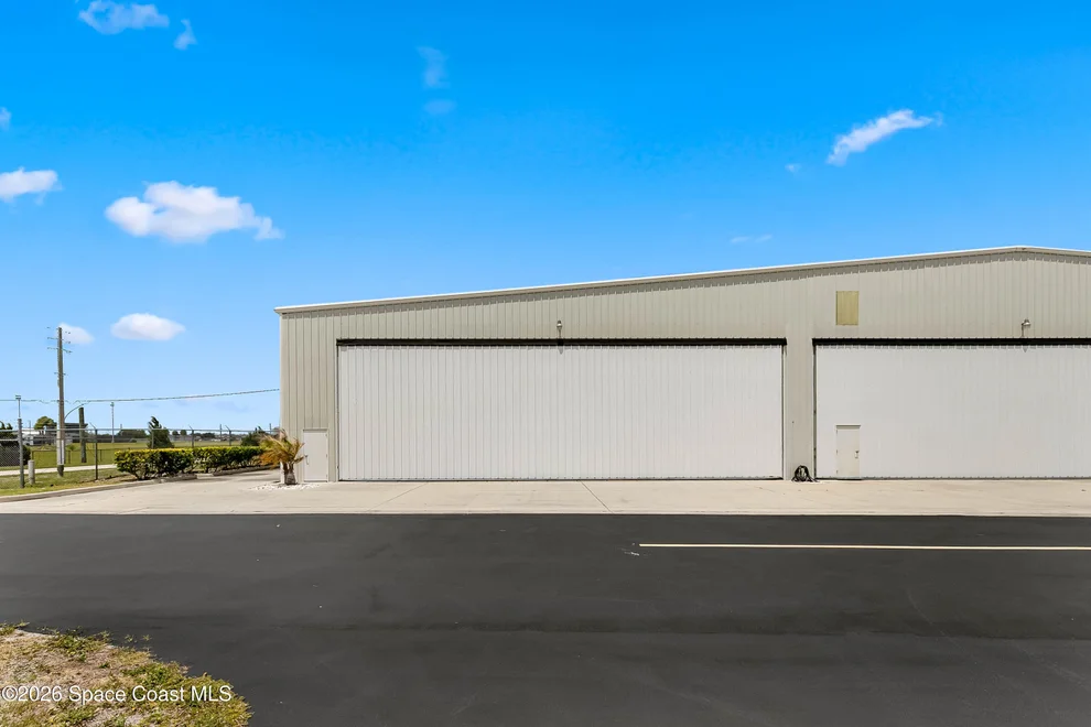 Unit for sale at 805 Tower Access Road, Melbourne, FL 32901