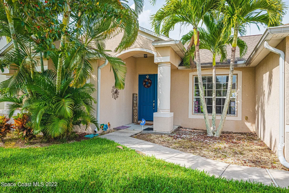 Unit for sale at 1090 Hollister Drive, Melbourne, FL 32904
