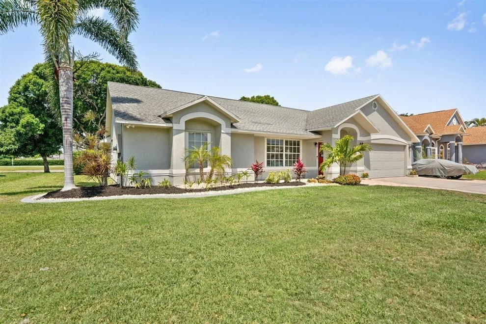 Unit for sale at 312 Lake Victoria Circle, Melbourne, FL 32940
