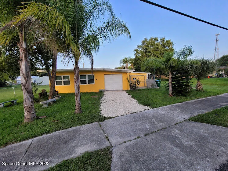 Unit for sale at 3343 Old Dixie Highway, Mims, FL 32754