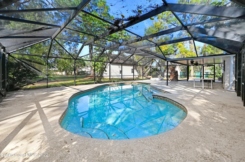 Unit for sale at 585 Orange Grove Avenue, Melbourne, FL 32904
