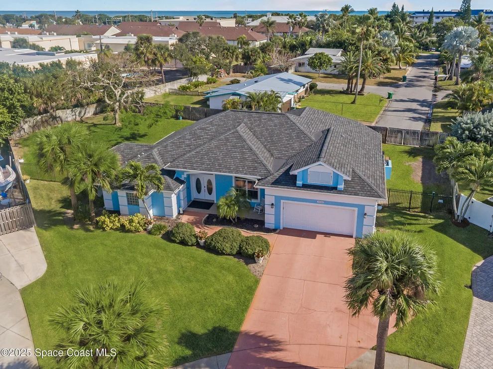 Unit for sale at 452 Veracruz Boulevard, Indialantic, FL 32903