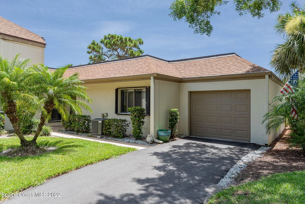 Unit for sale at 275 Country Club Drive, Melbourne, FL 32940