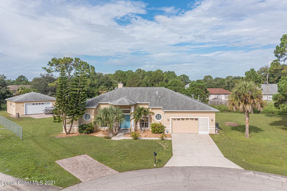Unit for sale at 600 Roth Court SE, Palm Bay, FL 32909