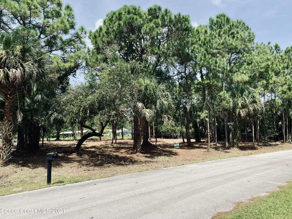 Unit for sale at 118 NW Delk Avenue NW, Palm Bay, FL 32907