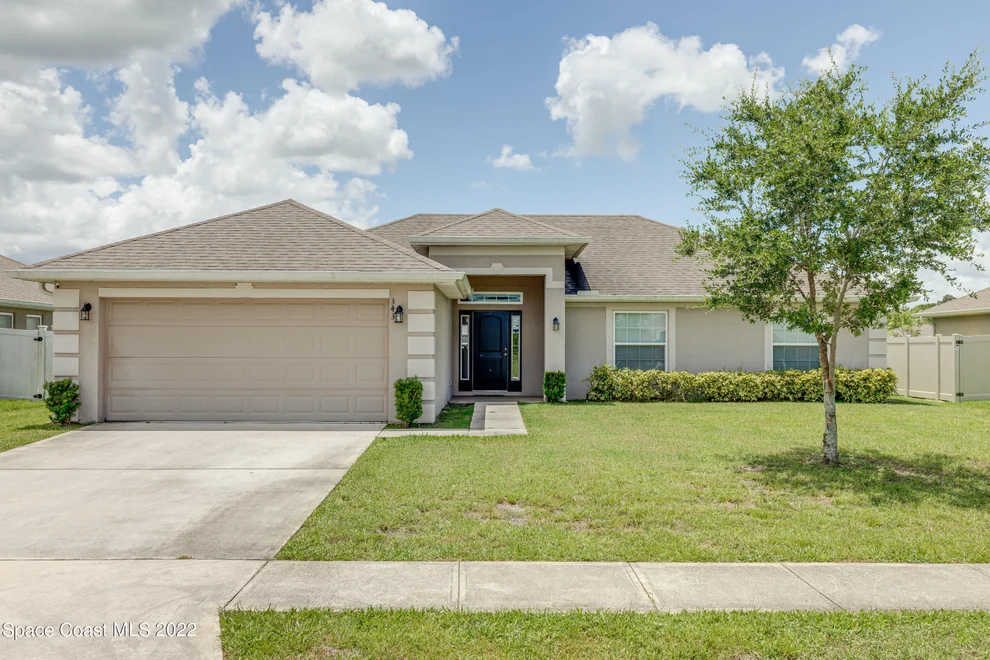 Unit for sale at 343 Paquita Circle SW, Palm Bay, FL 32908