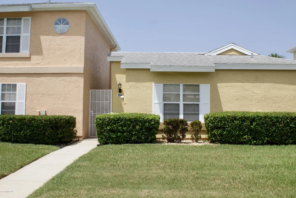 Unit for sale at 1480 Malibu Circle NE, Palm Bay, FL 32905