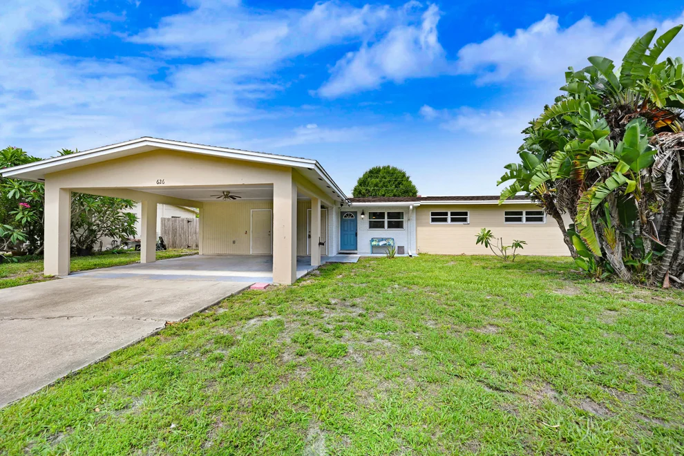 Unit for sale at 626 Louvre Drive, Melbourne, FL 32935