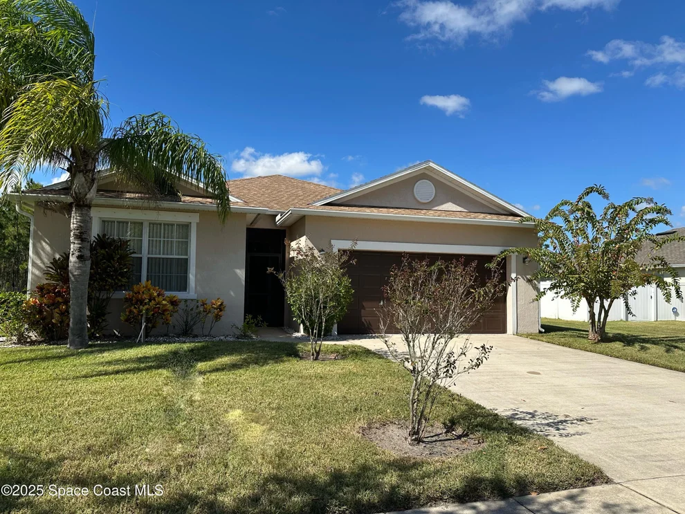 Unit for sale at 236 Bayberry Lakes Boulevard, Daytona Beach, FL 32124