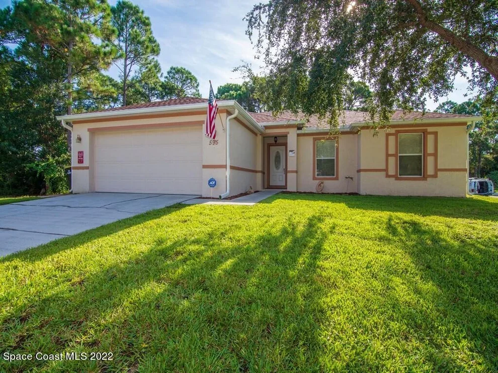 Unit for sale at 595 Fronda Avenue SW, Palm Bay, FL 32908