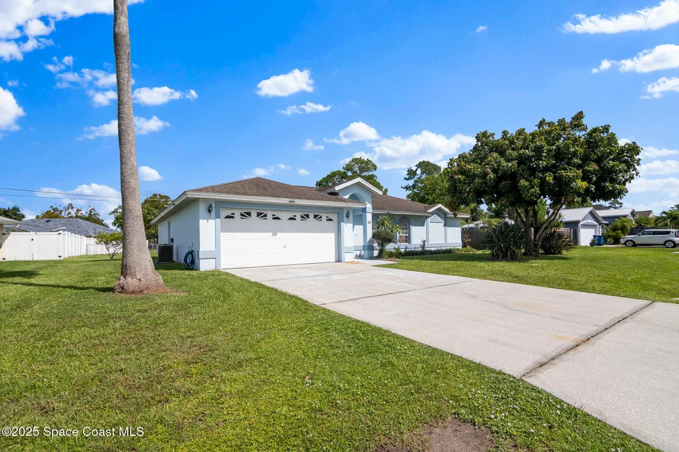 Unit for sale at 701 Dinner Street NE, Palm Bay, FL 32907