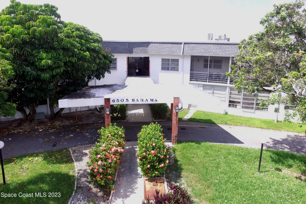 Unit for sale at 6505 Winfield Boulevard, Margate, FL 33063